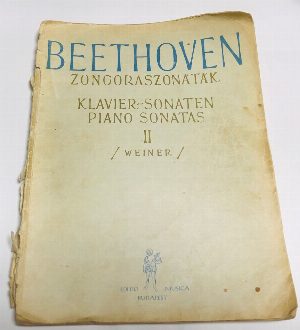 Сонаты для фортепиано: Beethoven Zongoraszonatak  (Piano Sonatas). : Ред. Weiner Leo. 