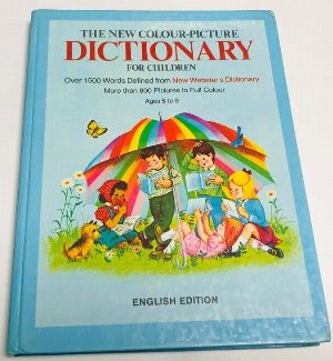 The New Colour-Picture Dictionary for Children (Новый словарь с цветными картинками для детей).